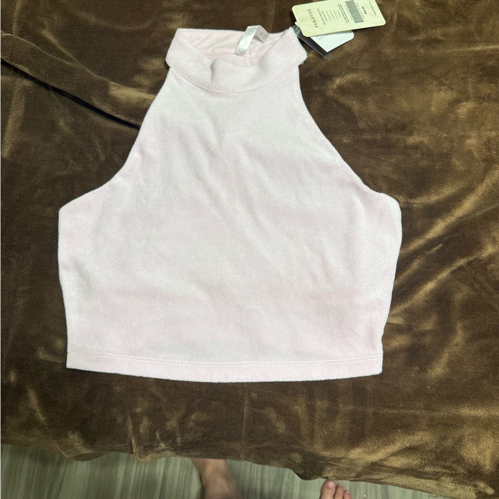NWT woman’s size medium Fabletics cropped tank - Picture 5 of 13